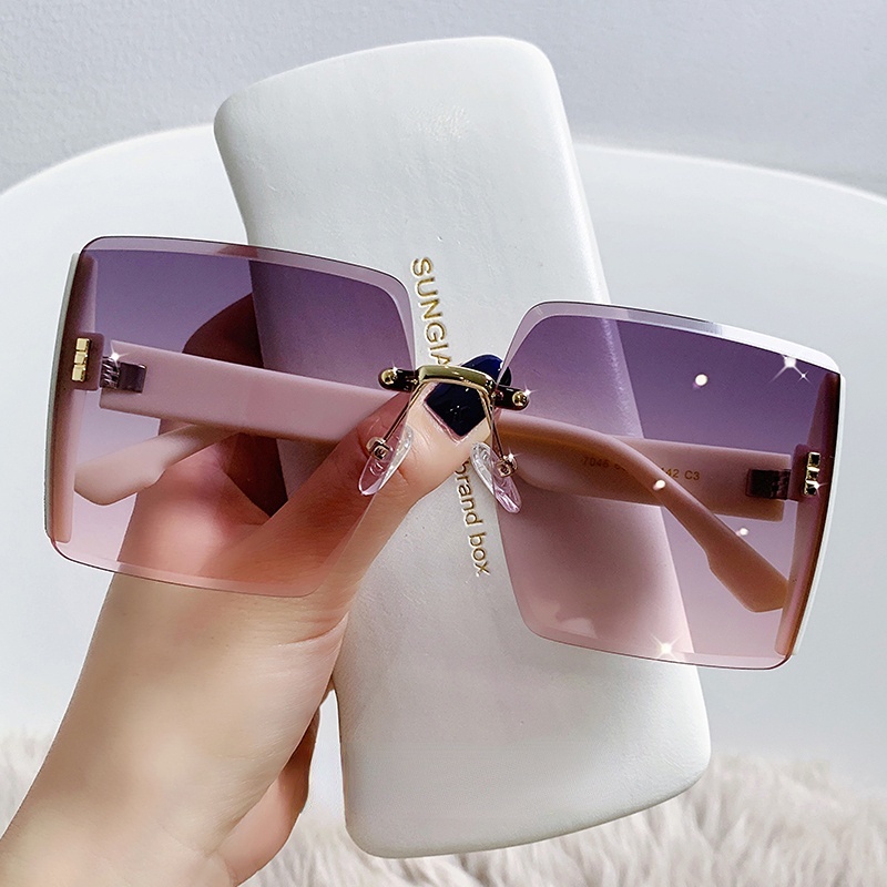 (YUZHU) Square Frame Sunglasses Beach Fashion Shades Sunglasses for Women