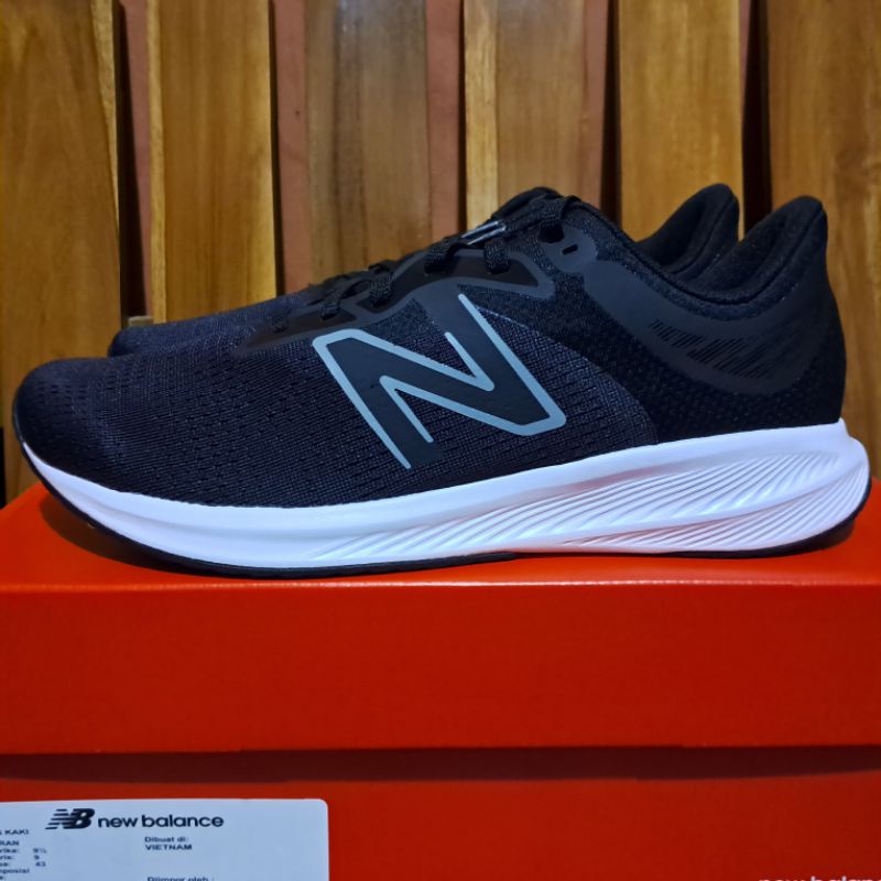 Jual New Balance DynaSoft DRFT v2 Men's Running Shoes Black with