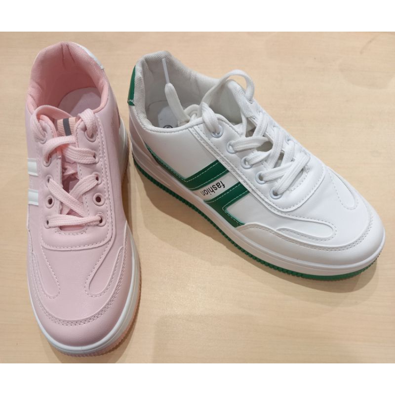 sepatu sneakers wanita original Dr.Kevin