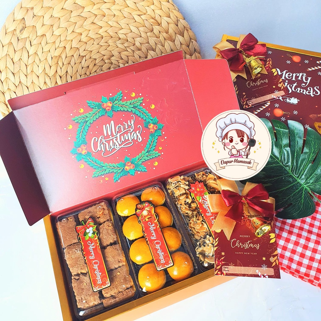 

DM - Hampers Natal / Christmas Hampers - Special Edition - Cookies 3 Toples + Free Greeting Card + Pita + Goodie Bag / Hampers Tahun Baru / Kue Kering Natal / Kue Kering Tahun Baru / Kue Nastar Wisman / Kue Putri Salju / Kue Florentine / Kue Almond