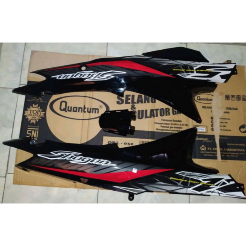 cover body Shogun 125 lama sp hitam
