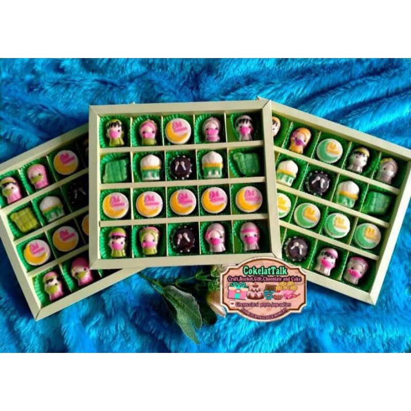 

coklat ucapan | hampers | lebaran | coklat | praline | karakter | gift | simple