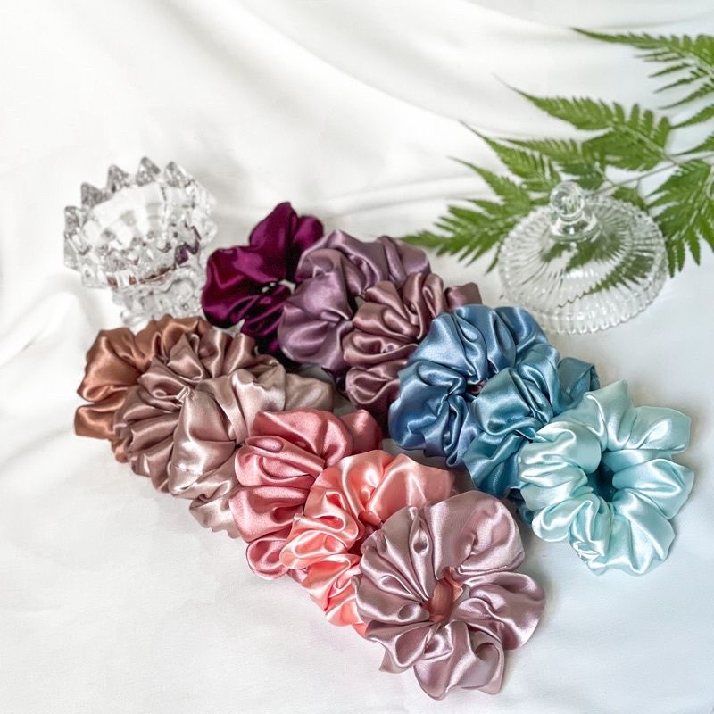 Scrunchie Satin Polos Korean Style Warna Random