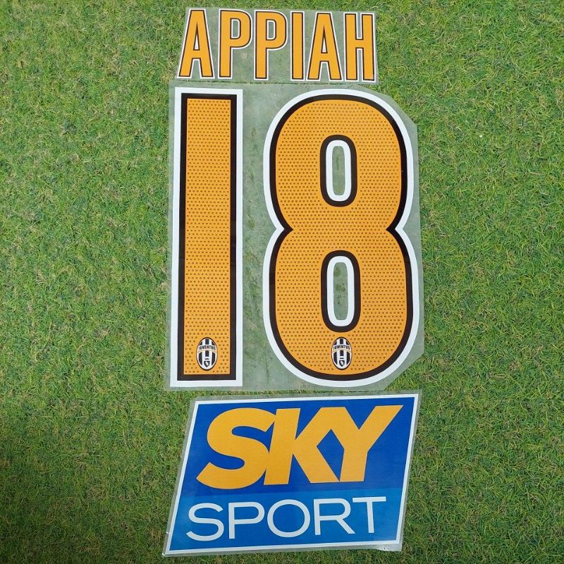 NAMESET & SPONSOR JUVENTUS HOME 2004/2005 - APPIAH #18