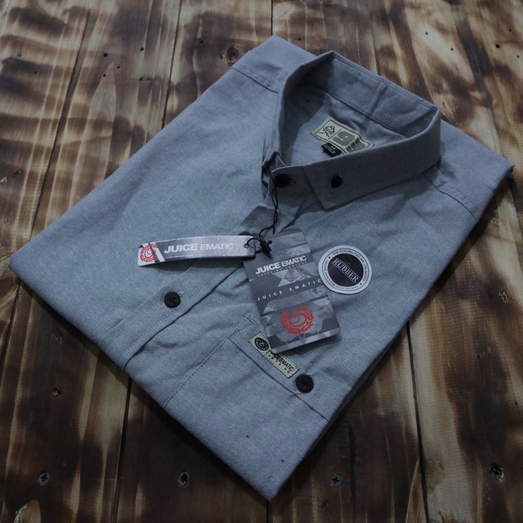 TURUN HARGA KEMEJA PRIA PENDEK BOSS SEMI JEANS SLIMFIT SEMI BATIK CASUAL BIRU ABU PALING MURAH 5977