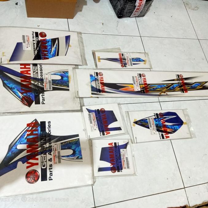 striping graphic F1ZR FIZR FIZ R biru putih 2005 original yamaha