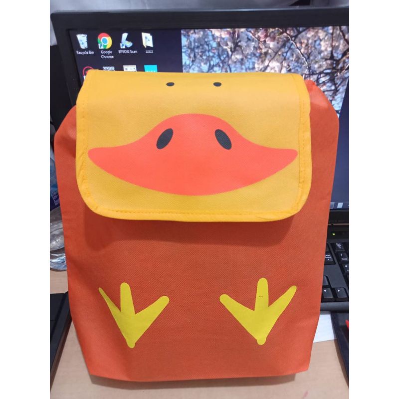 

TAS SPUNBOND ULANGTAHUN 34X24X9 TAS SOUVENIR ULTAH