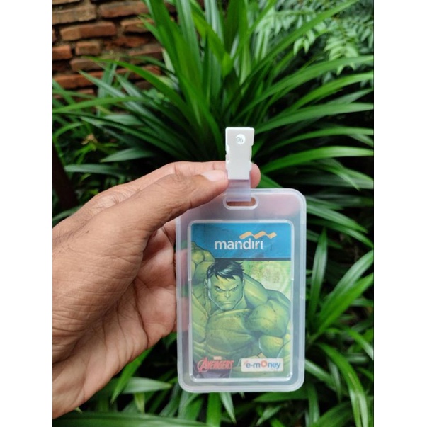

Tempat name tag id card holder satu kartu anti percikan air plus jepitan idcard plastik putih