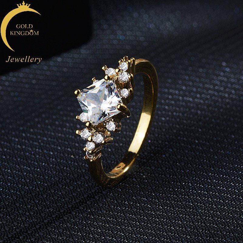 Goldkingdom Fashion Perhiasan 24K Bangkok Aksesoris Ready Stock Berlapis Emas Asli Kadar 375 Pertunangan Ekor Cincin Cincin Bertatahkan Dengan Persegi Berlian Zirkon Cincin Untuk Wanita