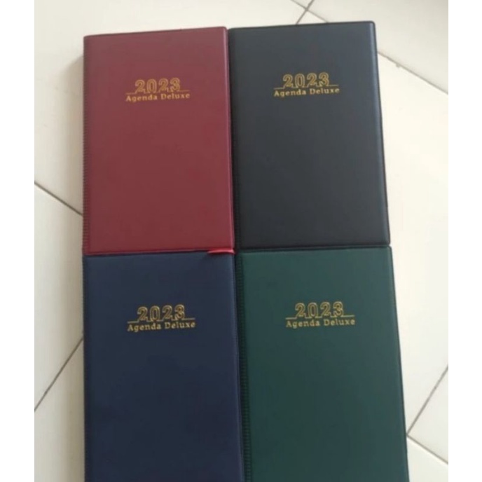 

Buku agenda deluxe tahun / Buku agenda tahun deluxe