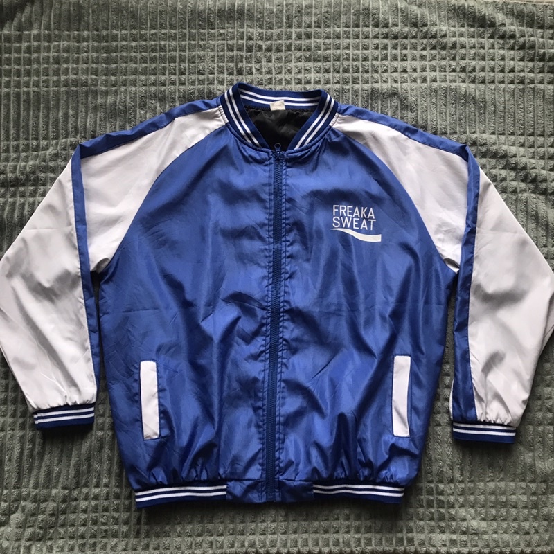 VARSITY FREAKA SWEAT SIZE XXL (SECOND)