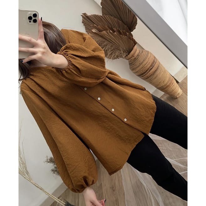 BEFAST - ZFS OOTD Blouse MISSCA / VELLA BLOUSE PREMIUM CRINCLE / Pakaian Wanita Remaja / Blouse Polos Formal / Atasan Lengan Panjang / Fashion Casual Remaja Wanita Kekinian / Blouse Lengan Balon Trendy / Outfit Wanita Kerja / Blouse Trendy