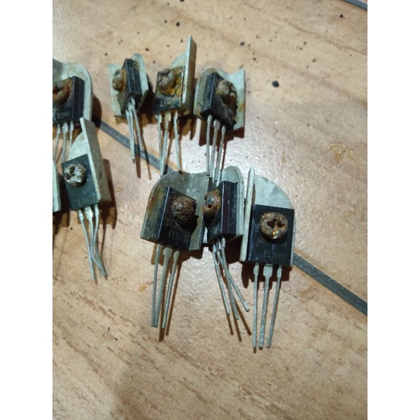 transistor 13003 plus pendingin sisa produksi lampu branded