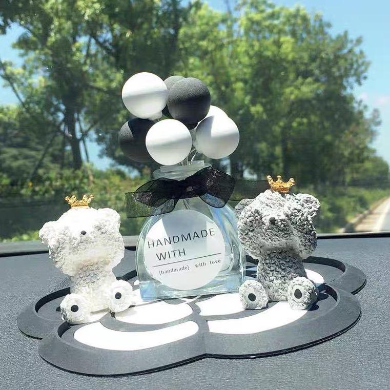 B4Z4 tempat parfume balon bulu mobil boneka bear beuang CLEOPATRA SCENT PARFUM MOBIL PENGHARUM RUANG
