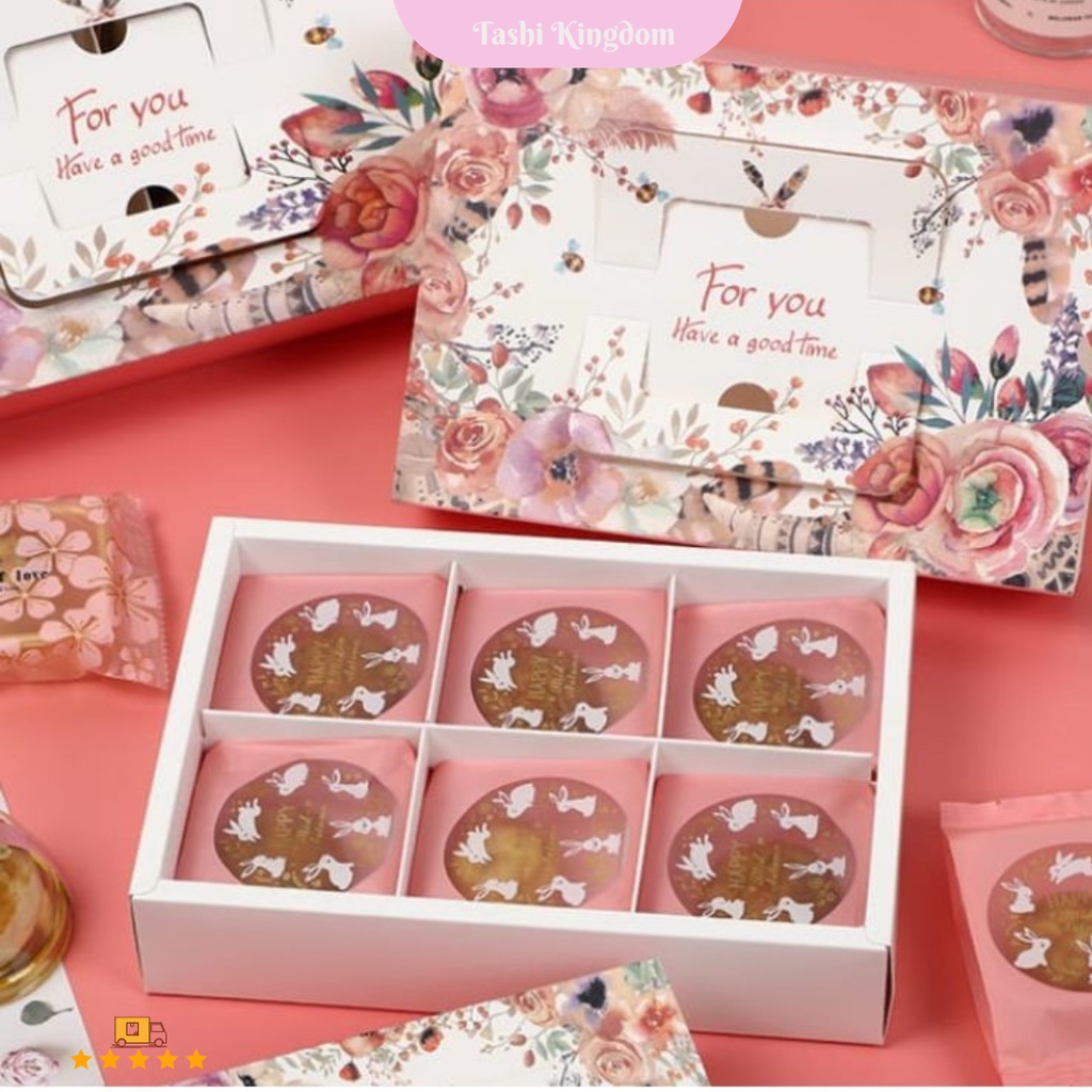 

KOTAK SEKAT 6 , BOX CAKE HAMPERS , KOTAK MOONCAKE , KOTAK COKLAT SOUVENIR , PAPER BOX CUPCAKE