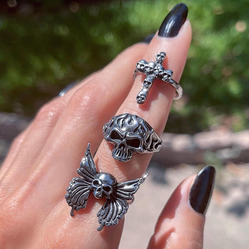 Cincin Jari Telunjuk Desain Tengkorak butterfly Gaya punk retro Eropa Amerika Untuk Pria Dan Wanita