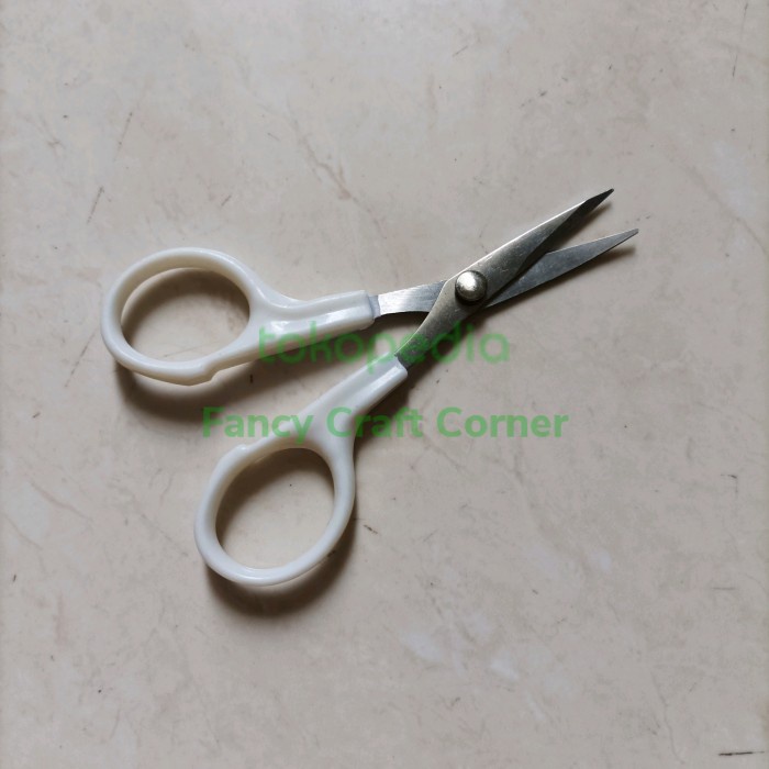 

Spesial Gunting Ujung Lancip Terlaris