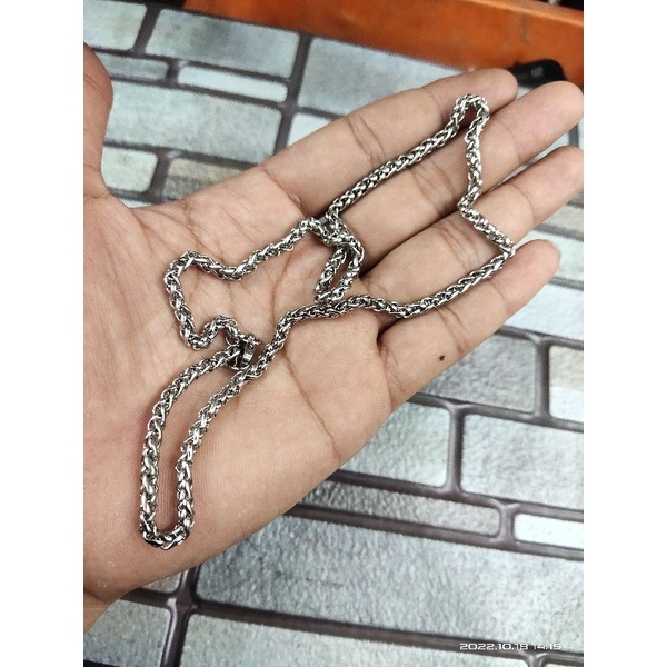 Termurah!!! Kalung titanium / stainless motif ular silver tidak karat panjang 50cm