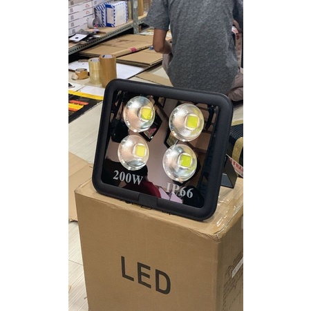 Lampu Sorot Tembak LED 200 Watt 200W Mata COB