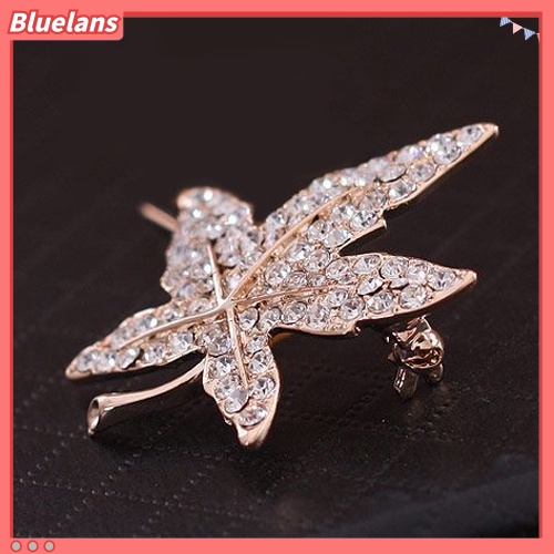 Bluelans Bros Pin Bentuk Daun Maple Aksen Berlian Imitasi Untuk Wanita