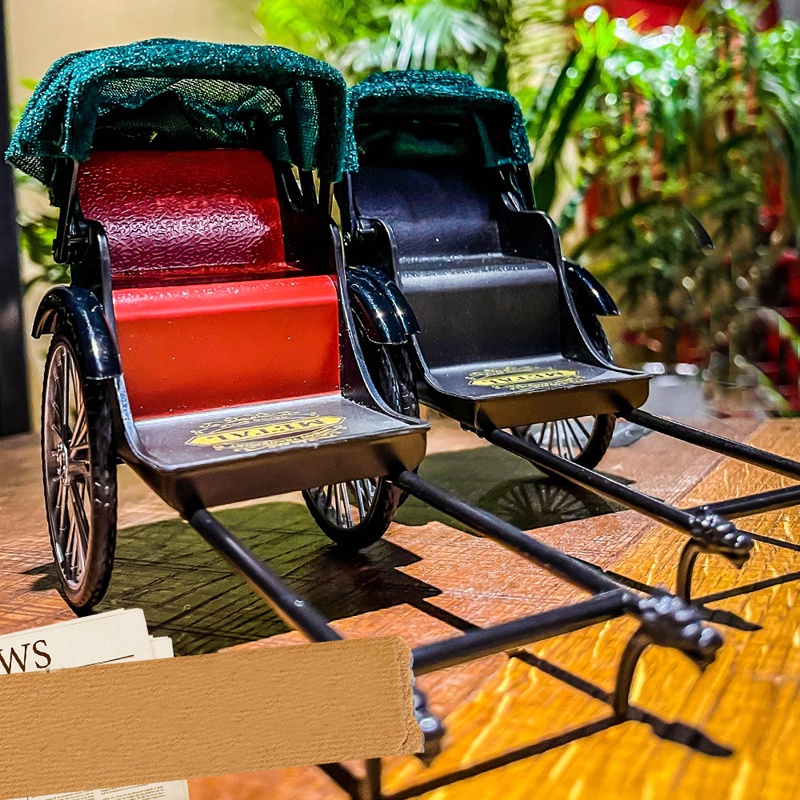 Mainan Simulasi Model Troli Rickshaw Shanghai Bahan Alloy Gaya Retro Vintage Untuk Hadiah Anak