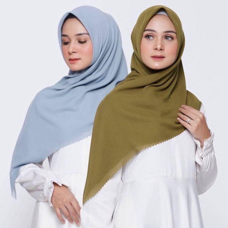 Jilbab Segi Empat Voal Miracle