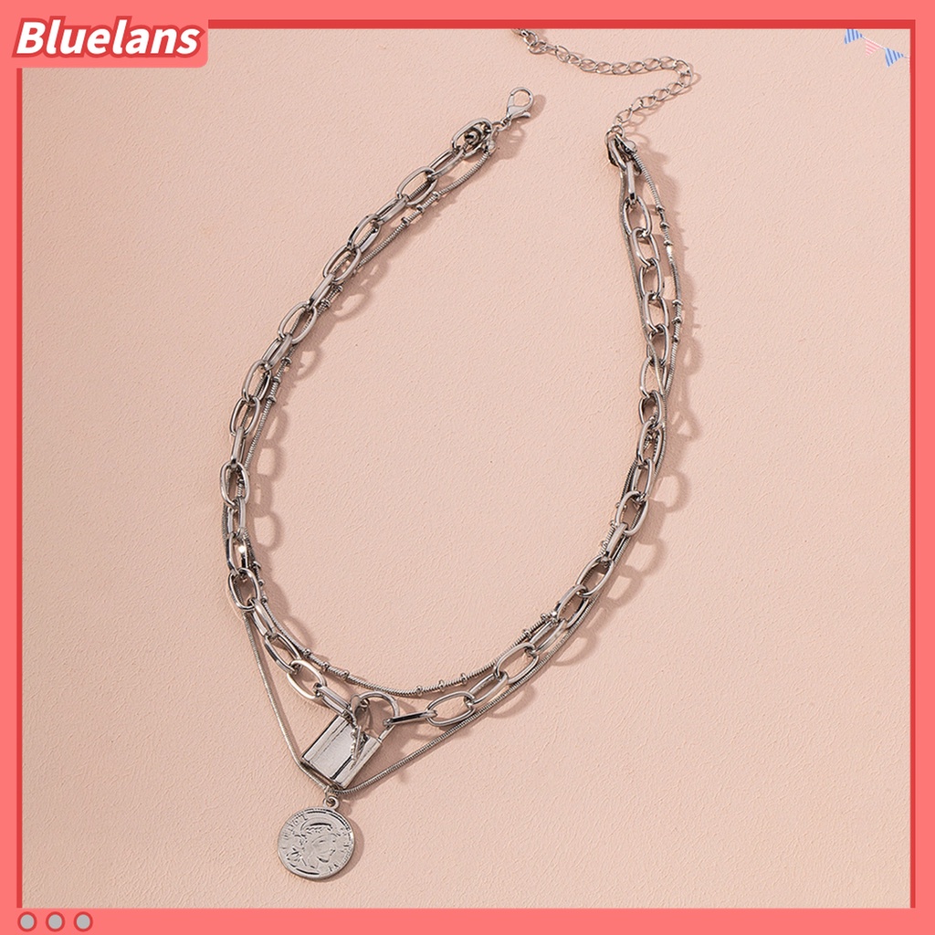 Kalung Rantai Multilayer Dengan Liontin Bentuk Singa