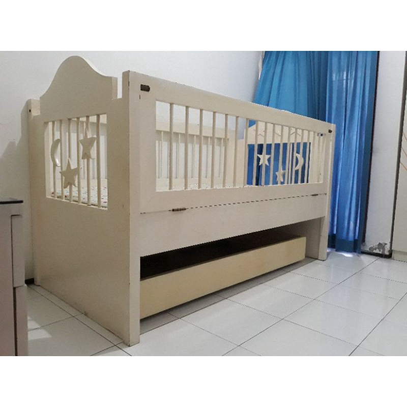 (preloved) Tempat tidur kayu ukuran besar ranjang susun 2 tingkat roda anak bayi dan bumper set bant
