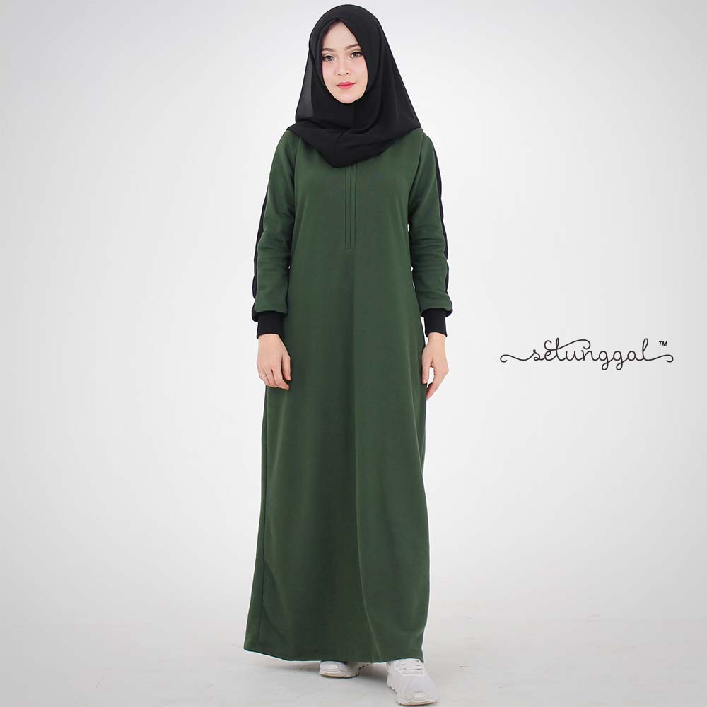 Setunggal Nami Gamis Olahraga Wanita Muslim