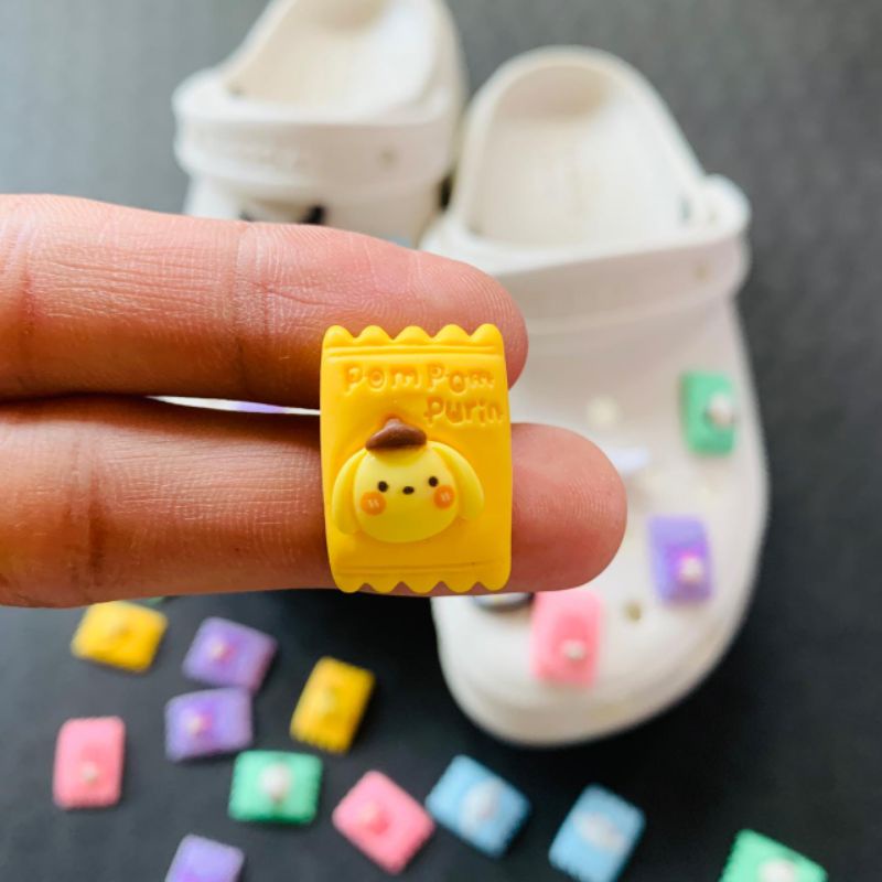 Saiia store Hiasan sandal spafu Cross - Jibbits Canddy karakter lucu