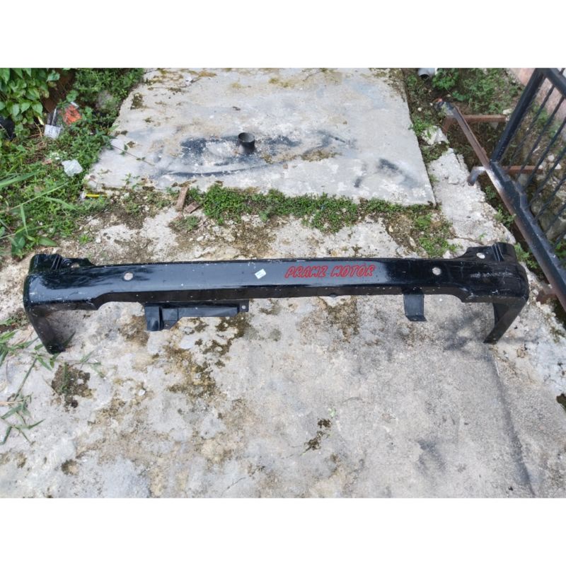 Bumper bemper belakang NISSAN EVALIA