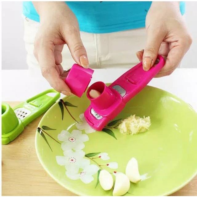 Pemotong Penghalus Bawang Putih / Parutan Bawang Putih Dan Merah Garlic Press Chopper