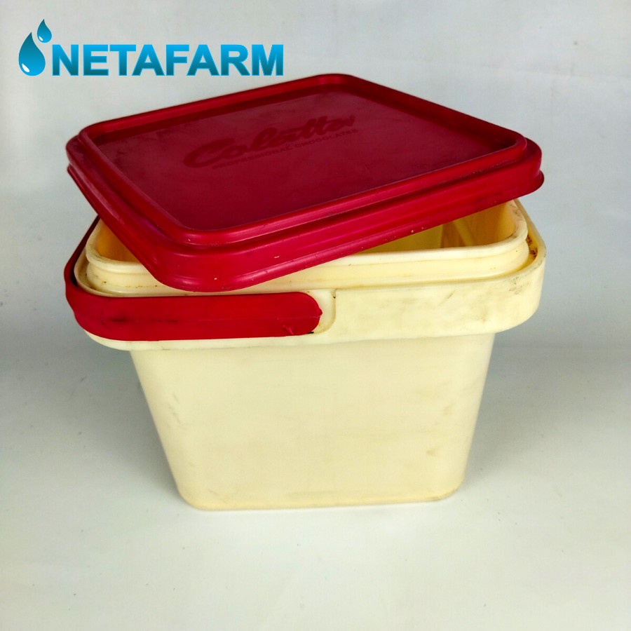 Bak Es Cream Sistem Dutch Bucket/Wick Tutup Merah - 1pcs