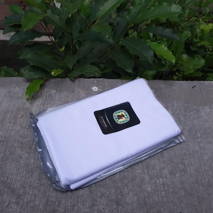 sarung gajah duduk putih polos mika plastik putih