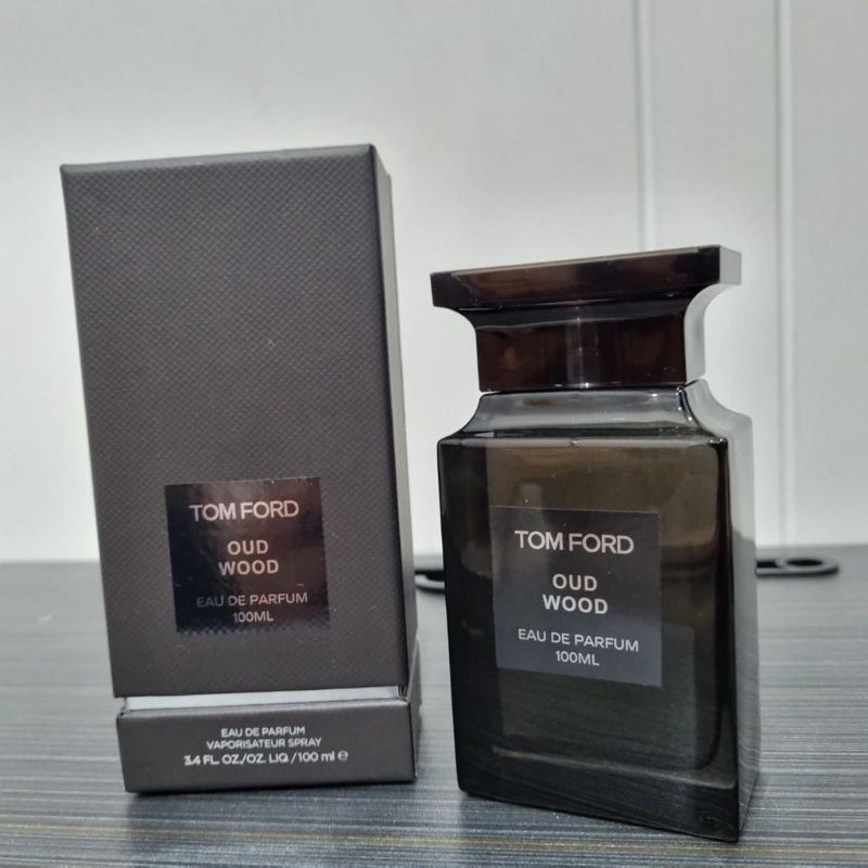 tom ford oud wood parfume 100ml