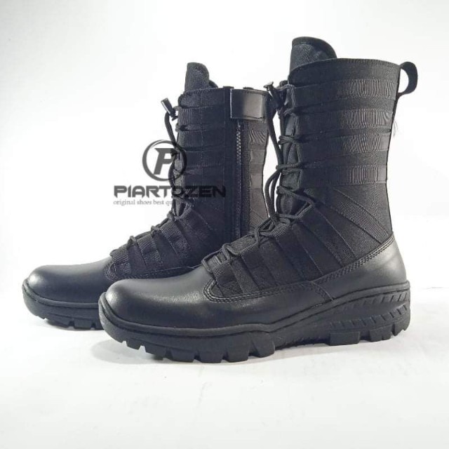 Sepatu PDL Pria Webbing Ninja dengan Tali Sleting untuk Dinas TNI/POLRI, Keamanan Satpam, Hitam Doff, Terbuat dari Kulit Sintetis yang Berkualitas.