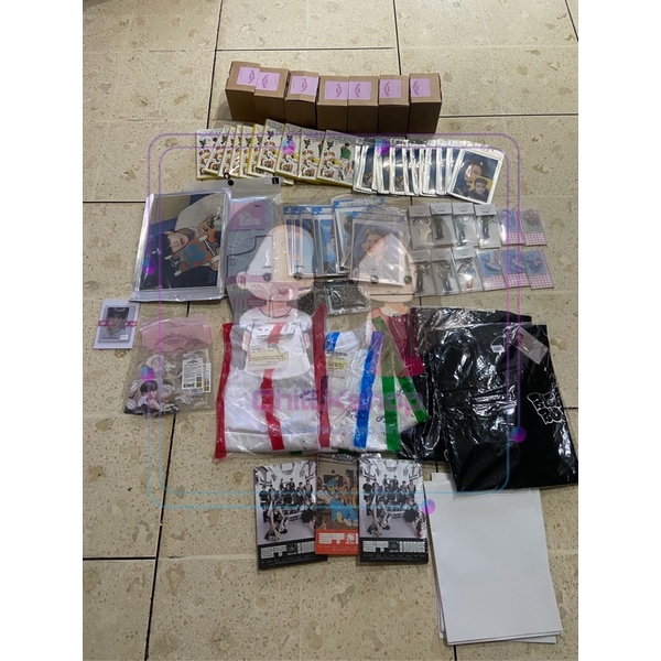 Tshirt spao x nct sanrio