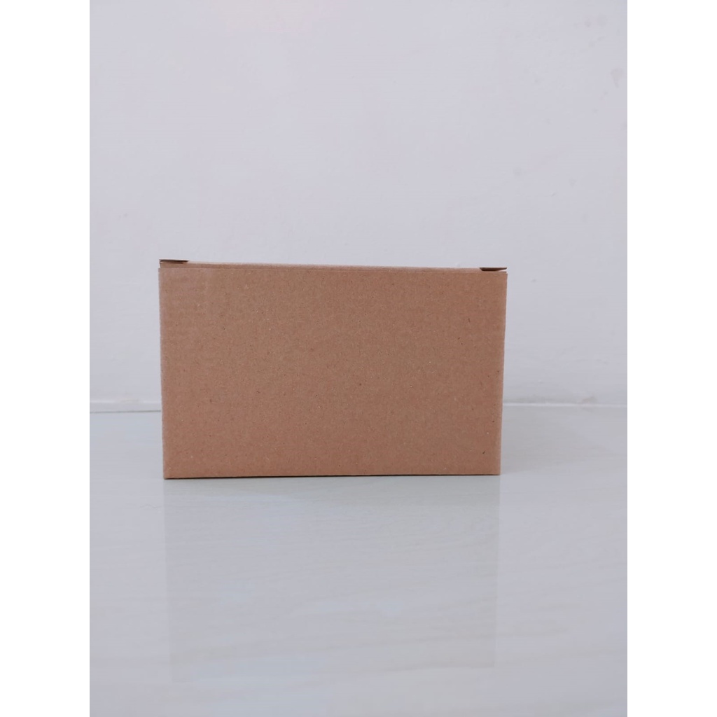 

KARDUS DIECUT POLOS 15x13x9cm SINGLE WALL (10PCS)