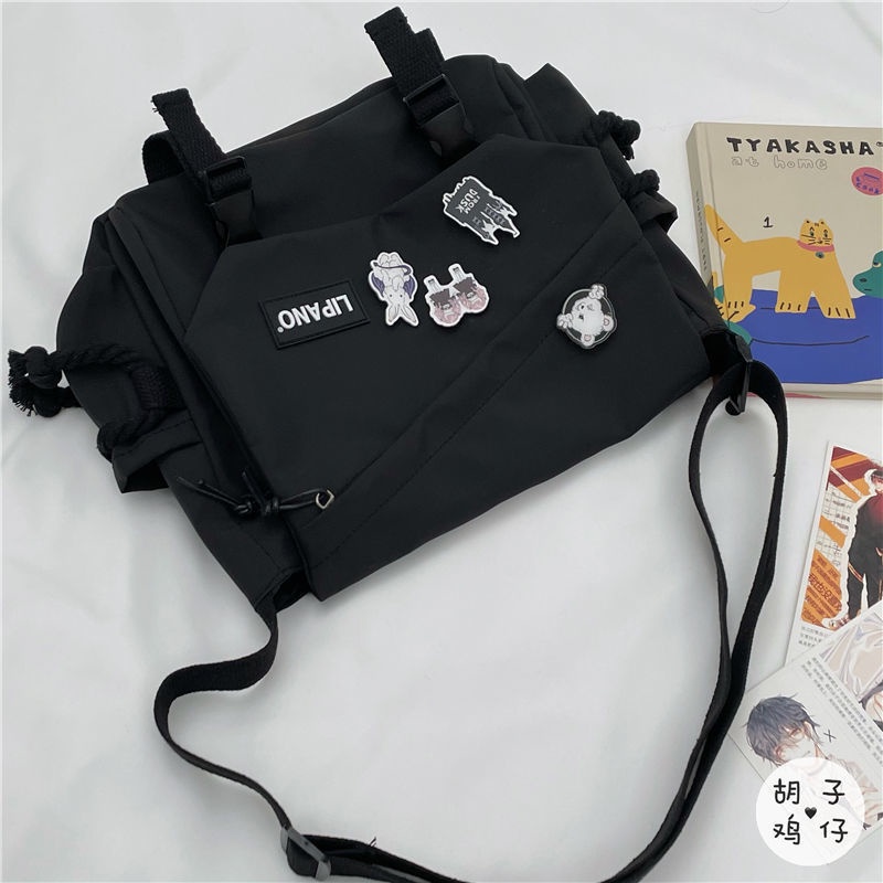 ✙✶Gaya Korea Ins Tas Bahu Kapasitas Besar Pria Jepang Harajuku Retro Perkakas Messenger Tas Gadis Mahasiswa Tas Messenger