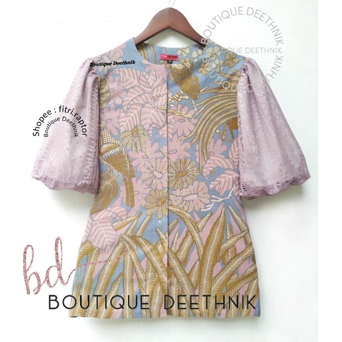 DEETHNIK - Blus batik lengan pendek brokat lengan balon deethnik