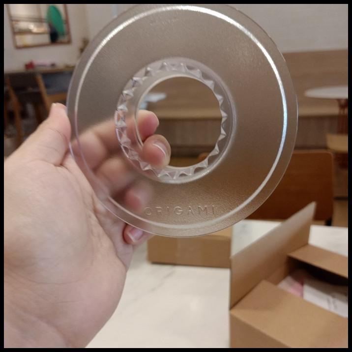 

Origami Plastic Holder