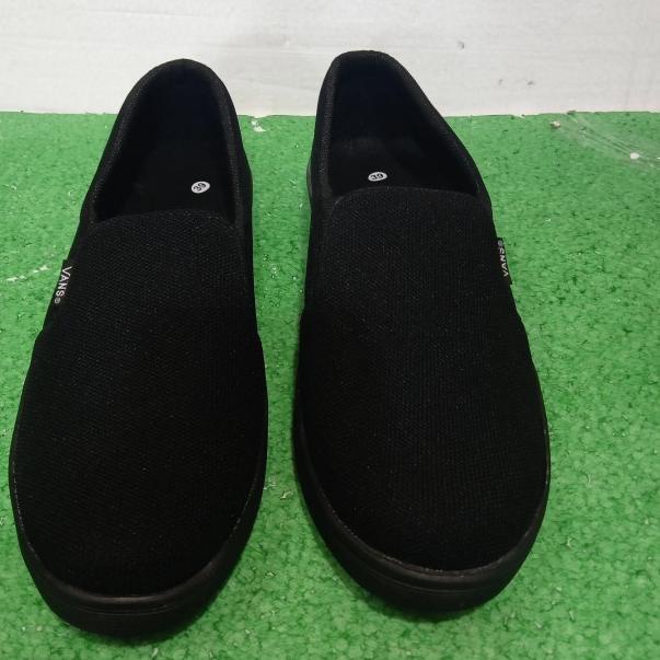 Sepatu slip on pria sepatu selop cowok tanpa tali hitam polos - hitam polos, 39