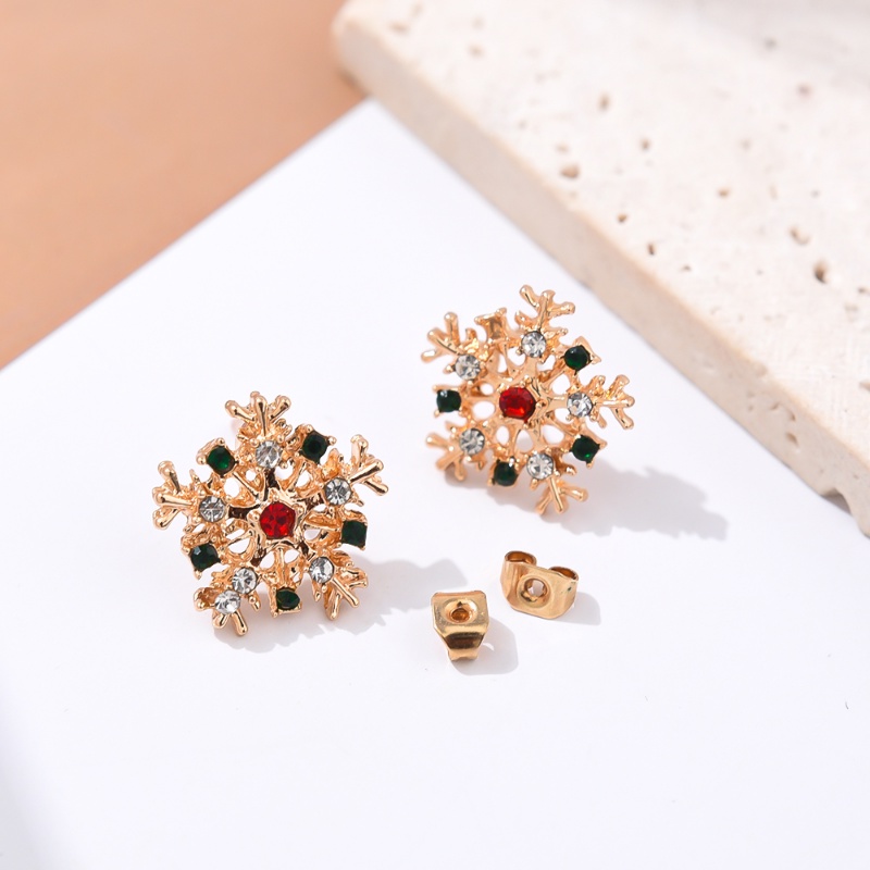 1 Pasang Anting Stud Bentuk Kepingan Salju Warna-Warni Bahan Alloy Aksen Berlian Untuk Wanita