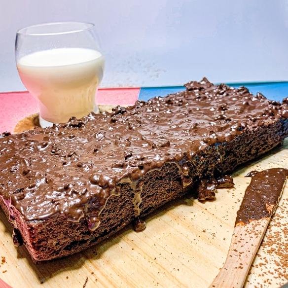 

ide3E8q--Gwud.brownie - Chocomaltine with Crunch Brownie / Bronis Coklat