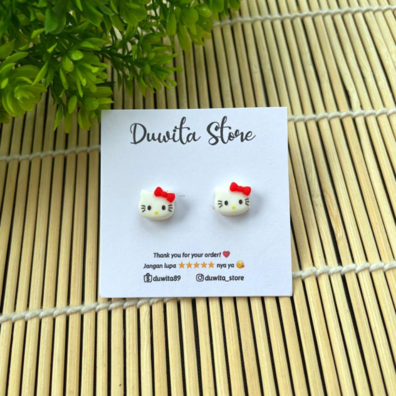 HANDMADE ANTING TUSUK PLASTIK ANAK/DEWASA MOTIF HELLO KITTY (LIMITED EDITION)