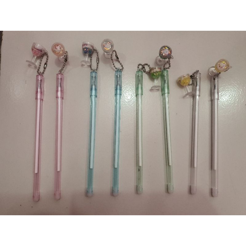 

pulpen/pena gelas gantung