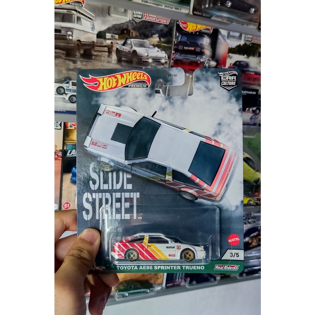HOT WHEELS TOYOTA AE86 SPRINTER TRUENO SLIDE STREET