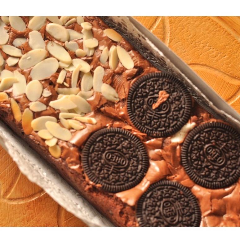 

KODEt0T4f--MIXED Brownies