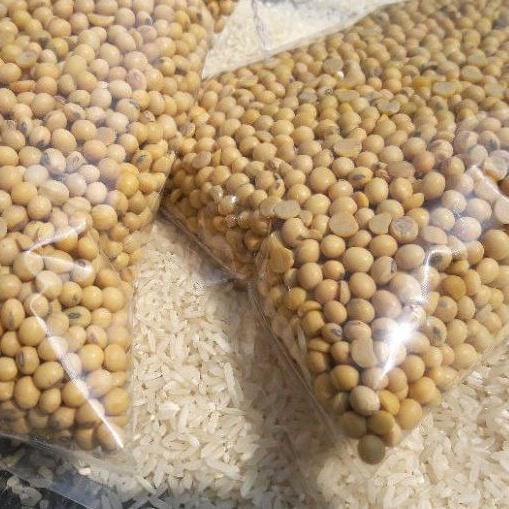 

8.8 Brands Festival KACANG KEDELAI UTUH - 1 KG & 1 LT - WHOLE SOYBEAN - IMPORT