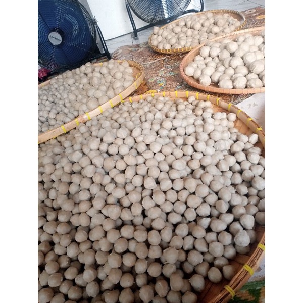 

Bakso Ukuran Sedang Isi 30 & 50 Butir Gratis Bumbu Kuaha